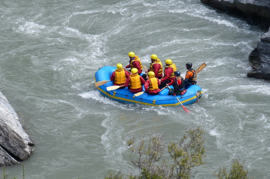 Water rafting in Auckland 
